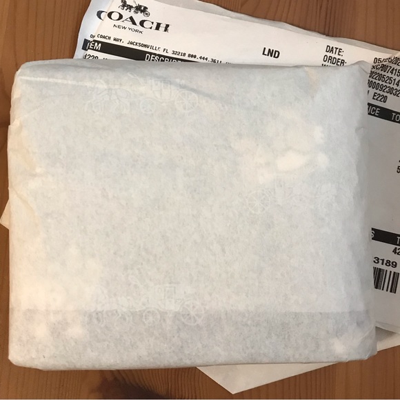 🐶 ❤️ Coach 3 In 1 Wallet In Signature Canvas With Happy Dog Print - Picture 10 of 10